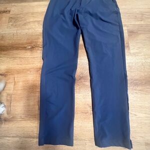 Under Armour Women’s Dark Navy Athletic Pants
